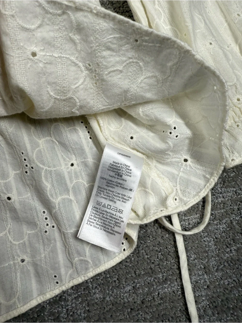 Madewell Embroidered Ivory Off White Eyelet Puff Sleeve Peplum Wrap Top Size XS